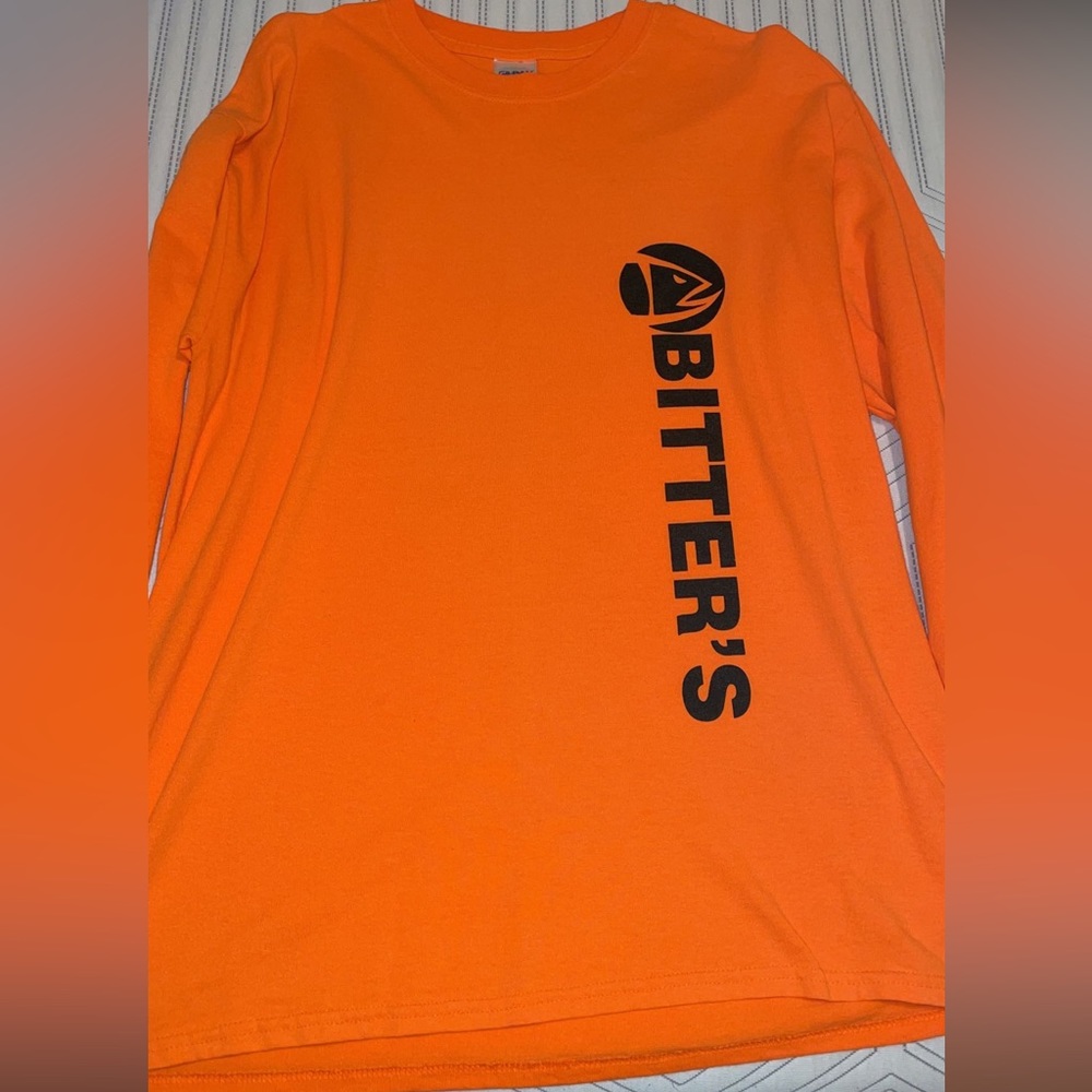 Bitters long sleeve and white long sleeve